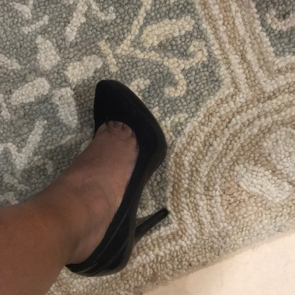 Shoes - Picture 2 of 3